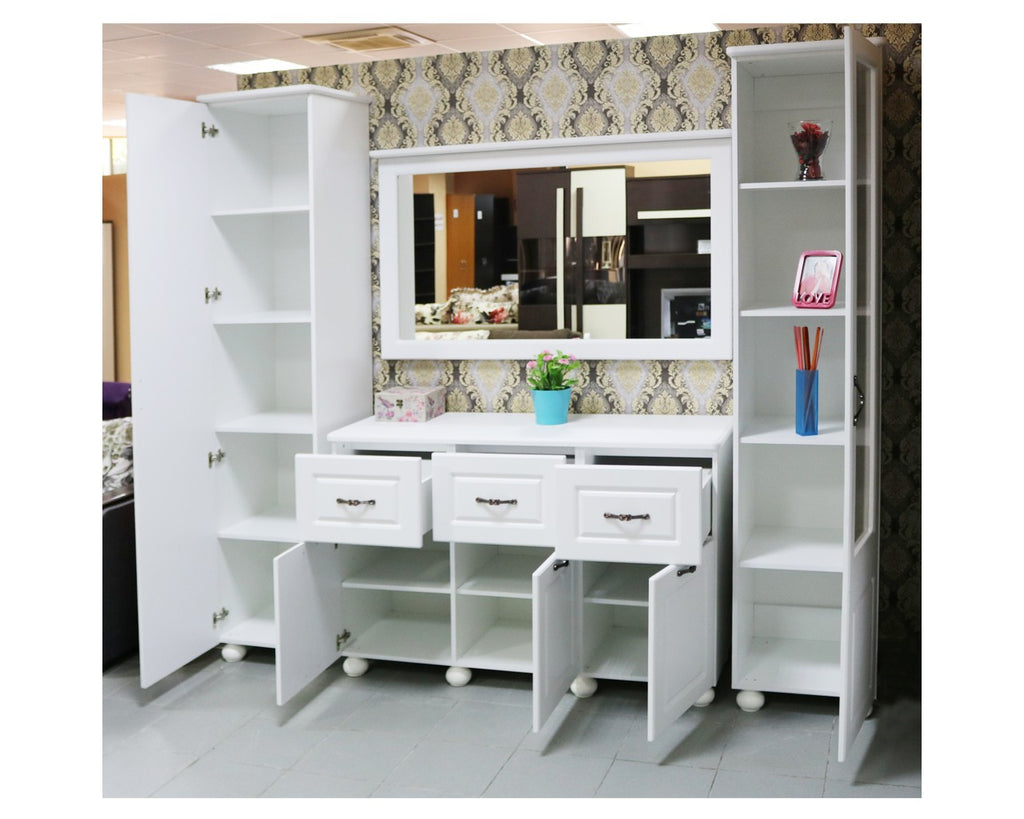 Living Dynasty Alb Varianta 2