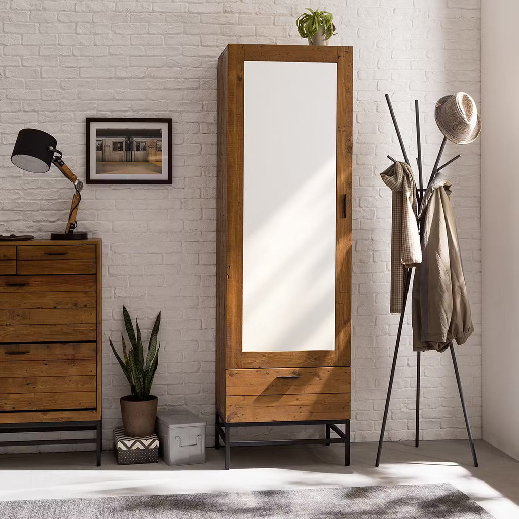 Cuier tip stativ Exton